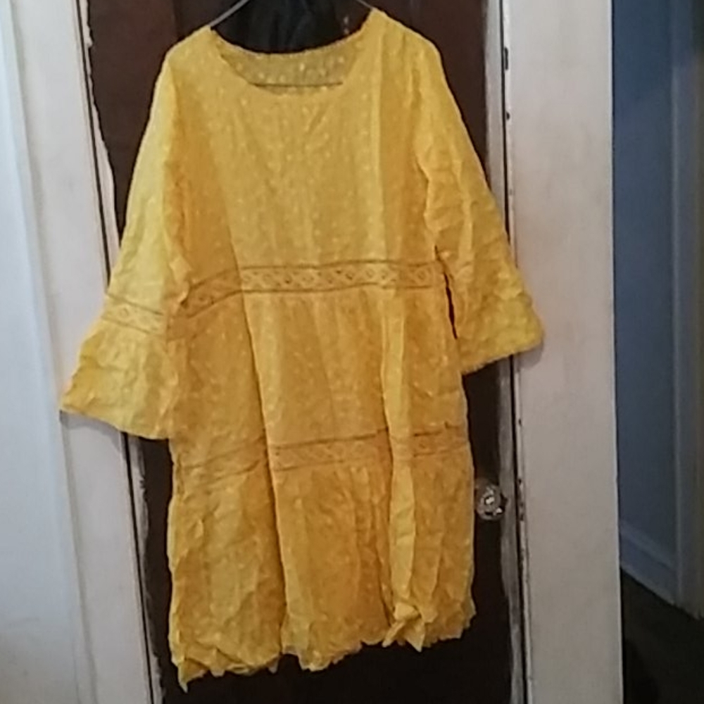 Dress - Picture 2 of 2